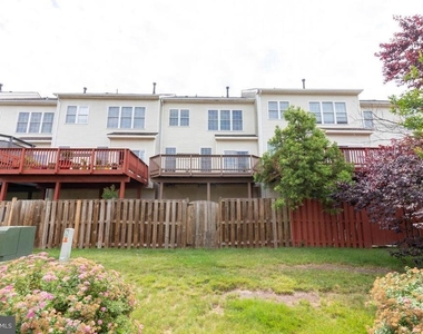 25286 Mcintyre Square - Photo Thumbnail 34