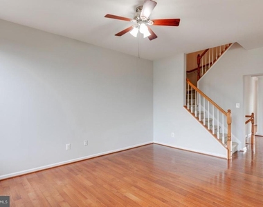 25286 Mcintyre Square - Photo Thumbnail 11