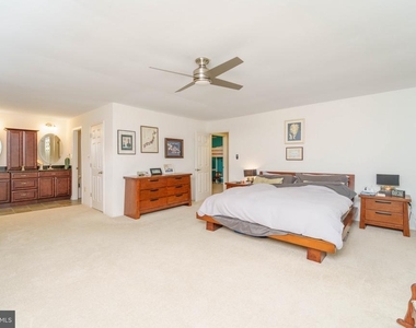 6224 Capella Avenue - Photo Thumbnail 13
