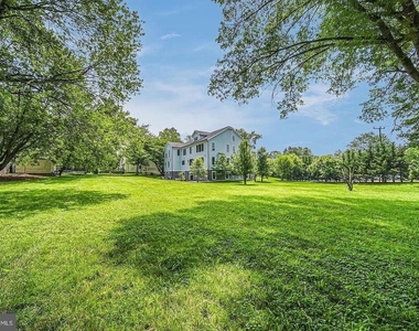 9908 Blake Lane - Photo Thumbnail 29