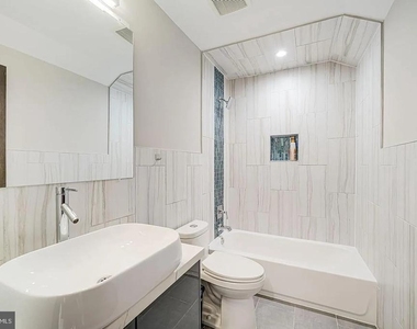 9908 Blake Lane - Photo Thumbnail 12