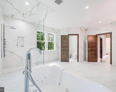 9908 Blake Lane - Photo Thumbnail 21
