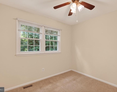 7481 Jayhawk Street - Photo Thumbnail 16