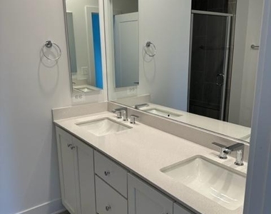 11256 Bunsen Street - Photo Thumbnail 1
