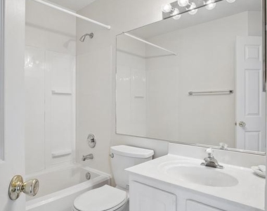 6610 Hunter Creek Lane - Photo Thumbnail 26