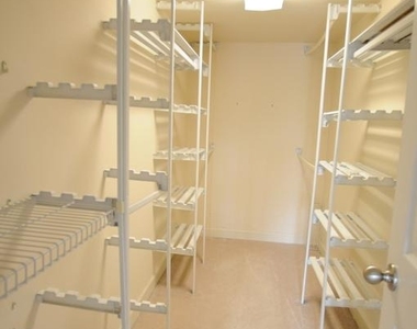 12205 Fairfield House Drive - Photo Thumbnail 25