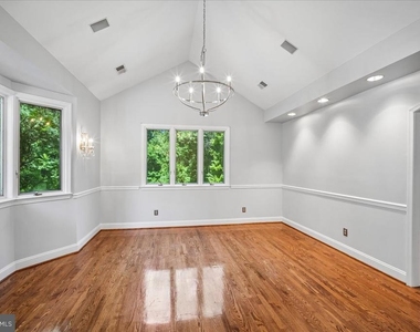 2018 Swan Terrace - Photo Thumbnail 31