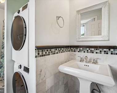 2018 Swan Terrace - Photo Thumbnail 39