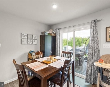 350 Sage Circle - Photo Thumbnail 10