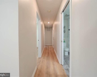 314 Elmwood Drive - Photo Thumbnail 4