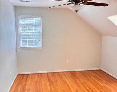 17277 Kettlebrook Landing - Photo Thumbnail 25