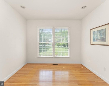 17277 Kettlebrook Landing - Photo Thumbnail 5