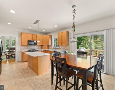 17277 Kettlebrook Landing - Photo Thumbnail 11