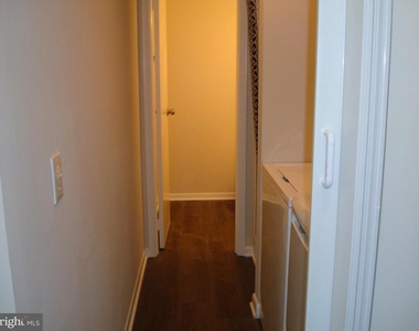 204 Cameron Street - Photo Thumbnail 9