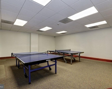203 Yoakum Parkway - Photo Thumbnail 38