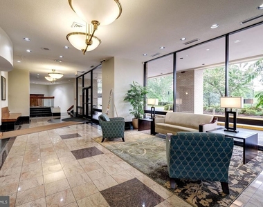 203 Yoakum Parkway - Photo Thumbnail 43