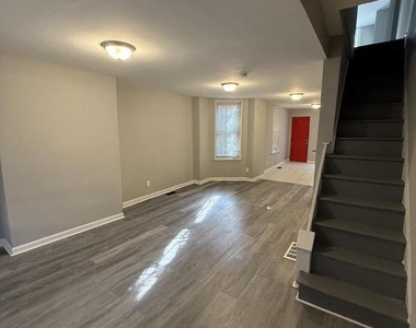 1662 S Conestoga Street - Photo Thumbnail 2