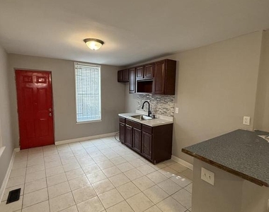 1662 S Conestoga Street - Photo Thumbnail 5