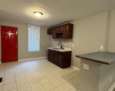 1662 S Conestoga Street - Photo Thumbnail 7