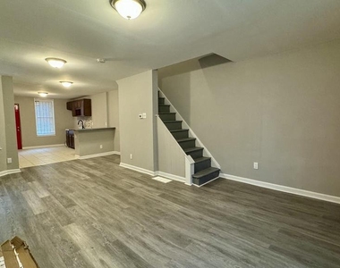 1662 S Conestoga Street - Photo Thumbnail 3