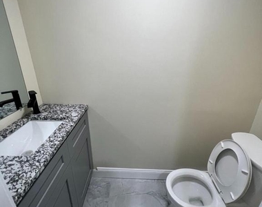 1428 S 15th Street - Photo Thumbnail 7