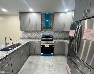 1428 S 15th Street - Photo Thumbnail 4