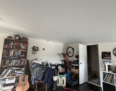 1609 Mount Vernon Street - Photo Thumbnail 9