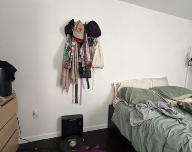 1609 Mount Vernon Street - Photo Thumbnail 7