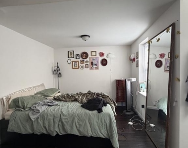 1609 Mount Vernon Street - Photo Thumbnail 5