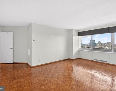 2401 Pennsylvania Avenue - Photo Thumbnail 19
