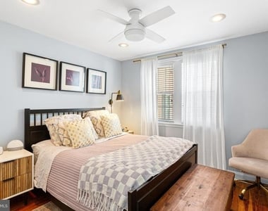 2413 Aspen Street - Photo Thumbnail 6