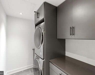 2108-10 Walnut Street - Photo Thumbnail 24