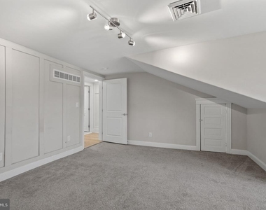 1515 Butler Pike - Photo Thumbnail 49