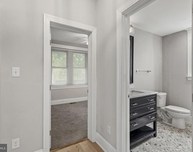 1515 Butler Pike - Photo Thumbnail 30