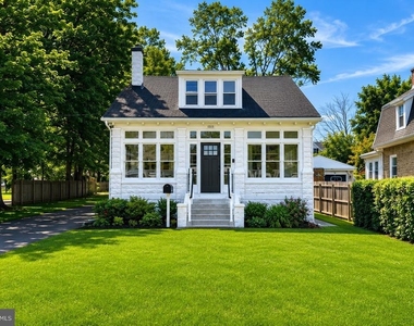 1515 Butler Pike - Photo Thumbnail 8