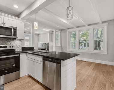 1515 Butler Pike - Photo Thumbnail 18