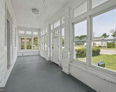1515 Butler Pike - Photo Thumbnail 3
