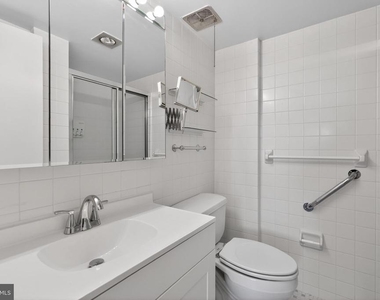 309 Florence Avenue - Photo Thumbnail 19