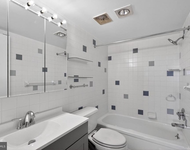 309 Florence Avenue - Photo Thumbnail 20
