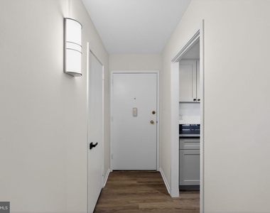 309 Florence Avenue - Photo Thumbnail 22
