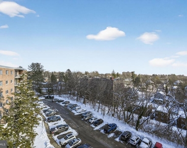 309 Florence Avenue - Photo Thumbnail 10