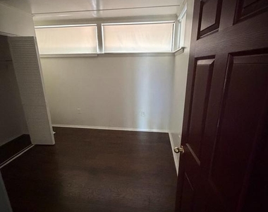 608 Easton Road - Photo Thumbnail 3
