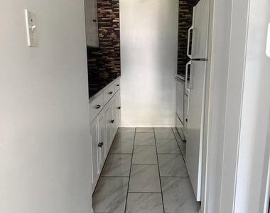 608 Easton Road - Photo Thumbnail 7
