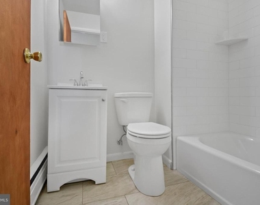 2409 Manor Road - Photo Thumbnail 6