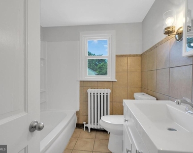 121 E Browning Road - Photo Thumbnail 7