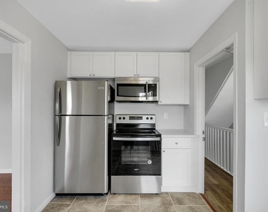 121 E Browning Road - Photo Thumbnail 10