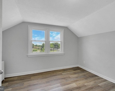 121 E Browning Road - Photo Thumbnail 9