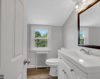 121 E Browning Road - Photo Thumbnail 7