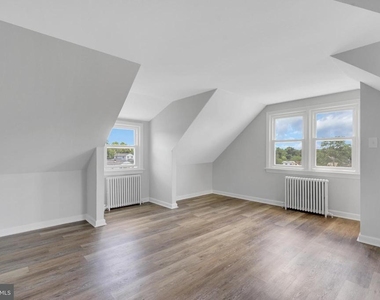 121 E Browning Road - Photo Thumbnail 14