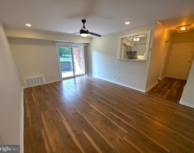 114 Van Buren Road - Photo Thumbnail 3